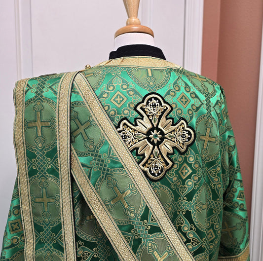 Deacon set, Antioch green, special crosses