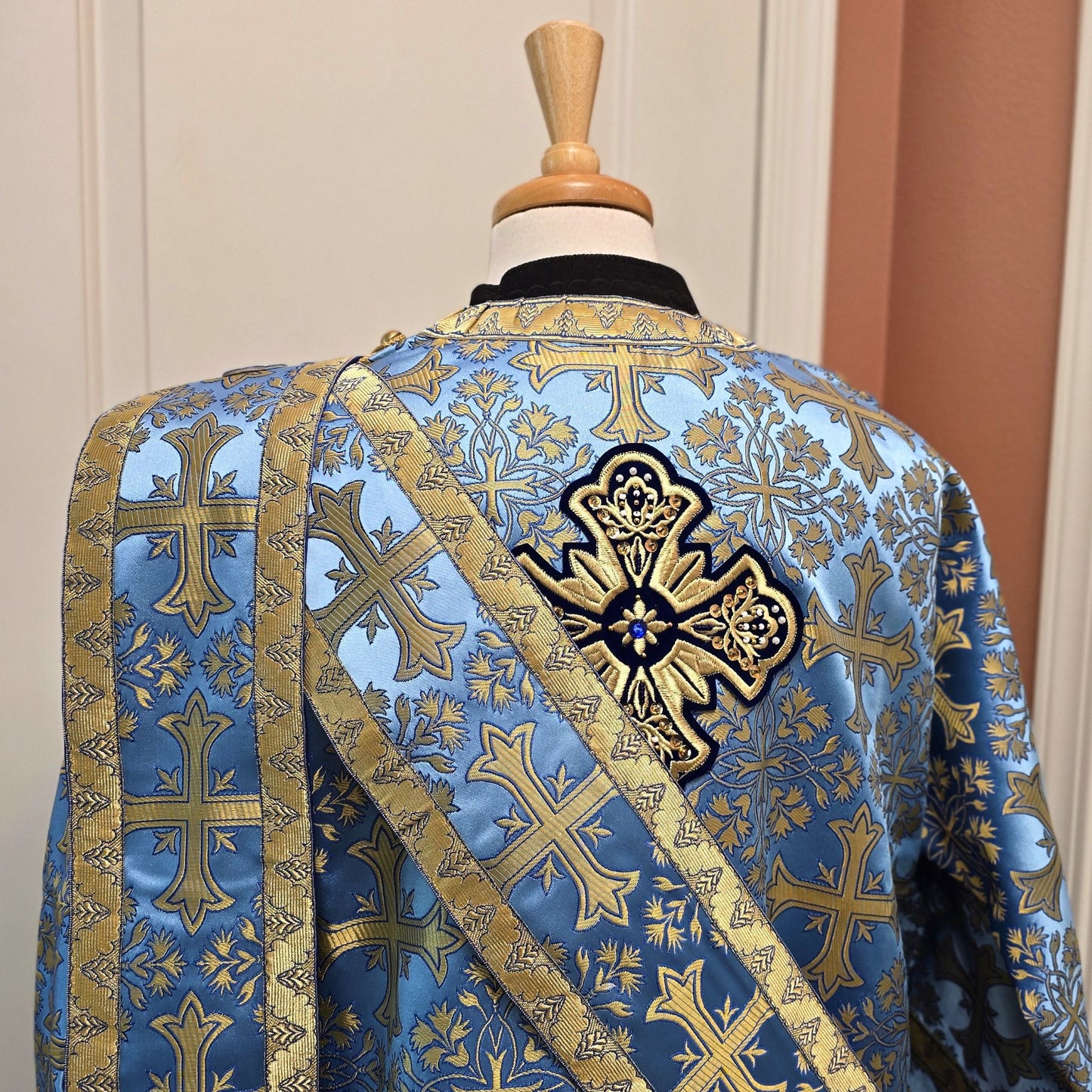 Deacon set, Corinth blue, special crosses
