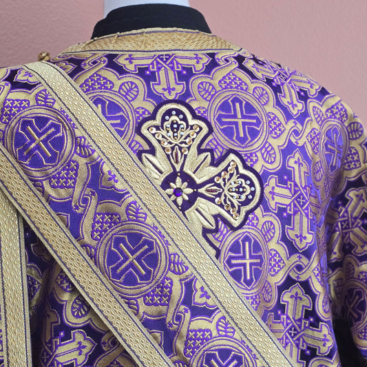Deacon set, Ravenna purple Avg Reg