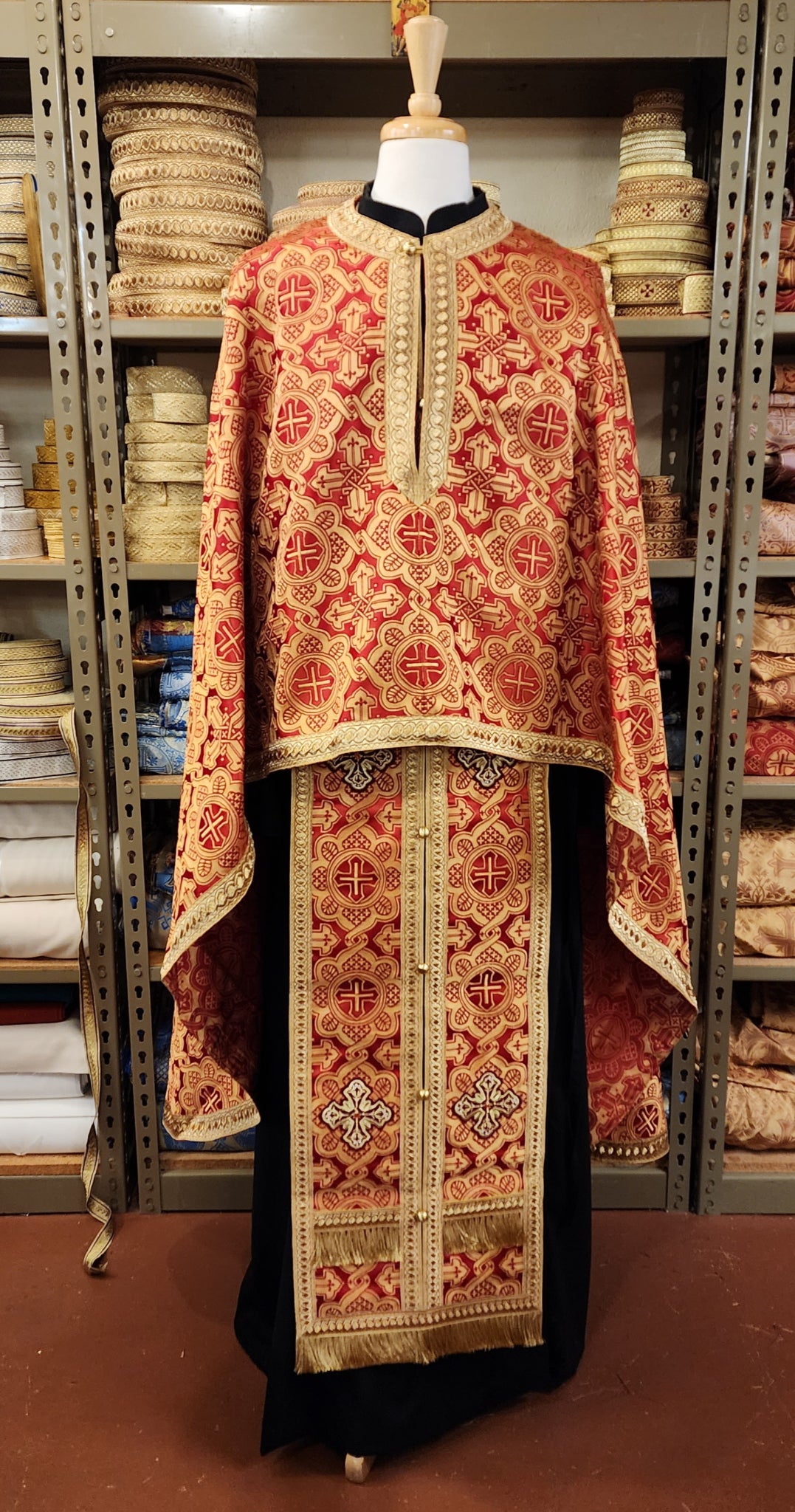 Priest vestments, Ravenna red, BR